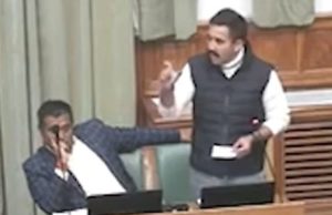 Congress MLA and BJP Minister spar over remarks against six-time CM Virbhadra Singh