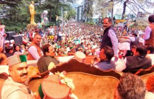 Shukla seeks support for Congress’ Trimurti