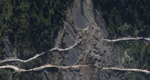 PM Modi Announces ₹1,500 Crore Aid for Flood-Hit Himachal, Meets Affected Families in Kangra