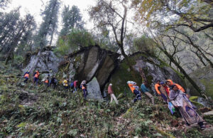 Family Lost in Shikari Mata Valley Found Safe After Night-Long Rescue Operation