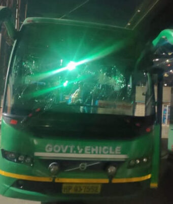 Tourists from Haryana Vandalise HRTC Volvo After Failing to Get Seats