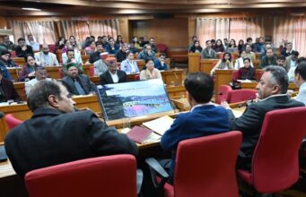 After CBSE Affiliation Decision, Students Shift to Govt Schools; Minister Warns Private Institutions Over SLC Delays