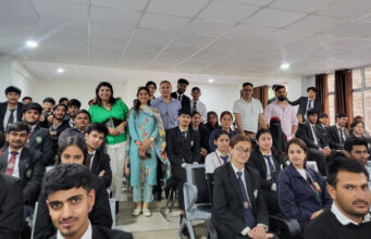 Emotional Strength Key to Success, Students Told at Workshop
