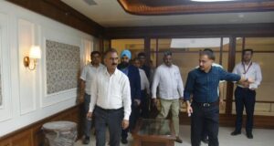 CM Sukhu Reviews Progress of Himachal Niketan in Dwarka, Directs Early Completion