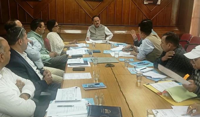 Industries Minister Directs Time-Bound Execution of Bulk Drug Park